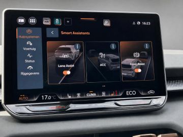 Car image 31