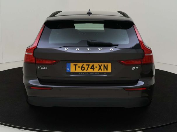 Volvo V60 B3 Essential 120 kW image number 3