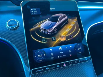 Car image 30