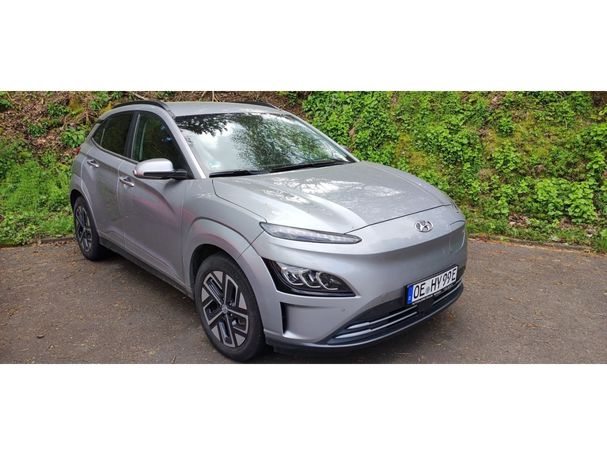 Hyundai Kona Elektro Trend 100 kW image number 2