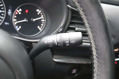 Car image 37