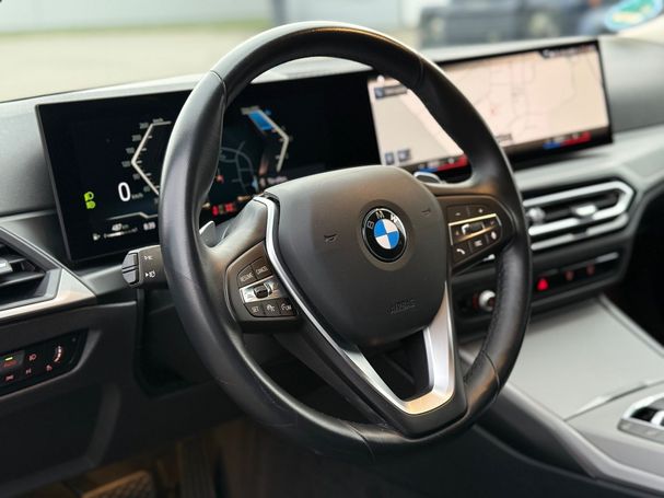 BMW 320d Touring xDrive 140 kW image number 17