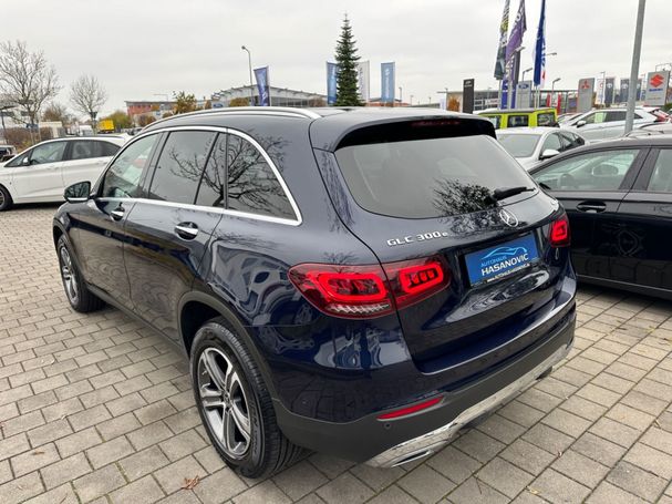 Mercedes-Benz GLC 300 e 4Matic 235 kW image number 2