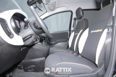 Car image 4
