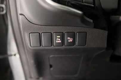 Car image 33