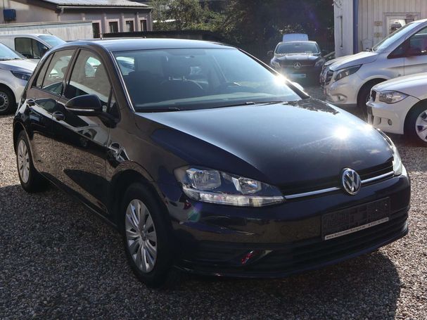 Volkswagen Golf 63 kW image number 2