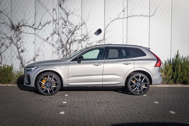 Volvo XC60 T8 Polestar Engineered AWD Recharge 298 kW image number 3