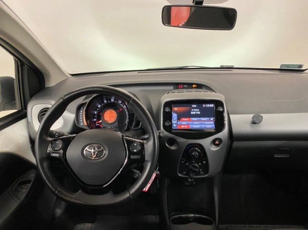 Toyota Aygo 53 kW image number 5