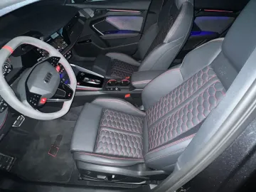 Car image 39