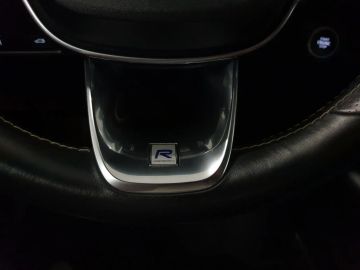 Car image 32