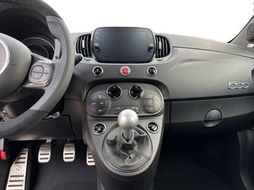 Car image 12