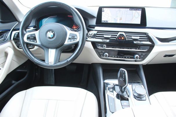 BMW 520d 140 kW image number 14