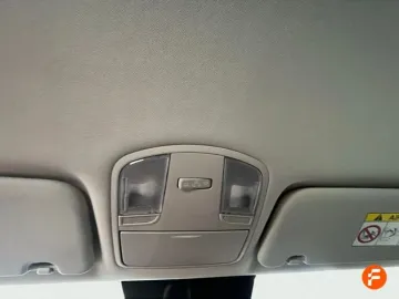 Car image 33