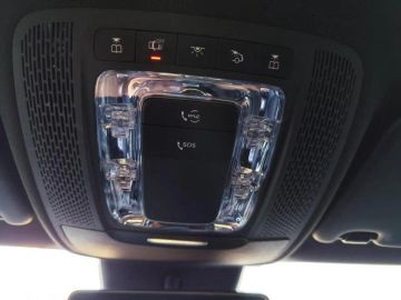 Car image 36