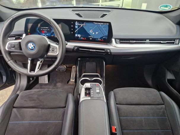 BMW iX1 230 kW image number 6