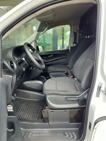 Mercedes-Benz Vito CDi 84 kW image number 10