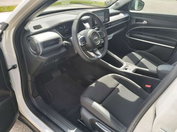 Car image 10