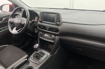 Car image 27