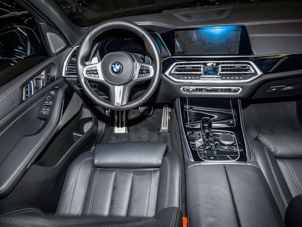 BMW X5 M 50i xDrive 390 kW image number 15