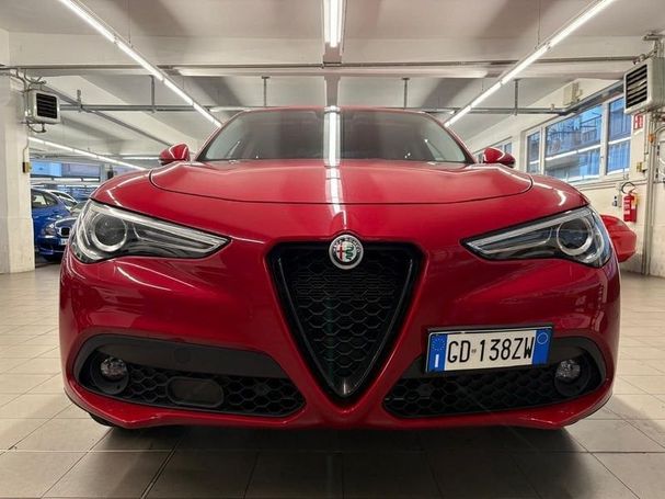 Alfa Romeo Stelvio 2.2 Diesel AT8 140 kW image number 2