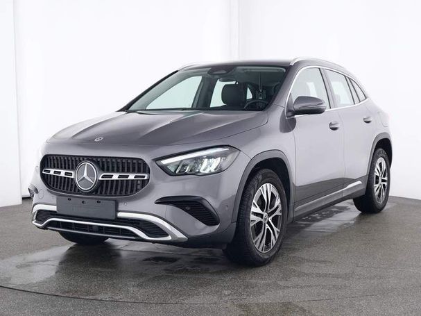 Mercedes-Benz GLA 180 100 kW image number 1