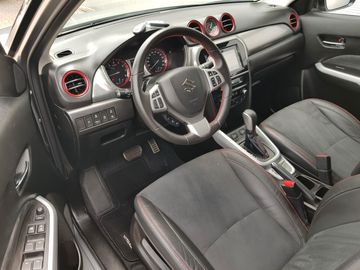 Car image 11