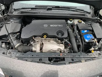 Car image 34