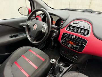 Car image 13