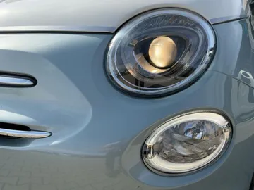 Car image 22