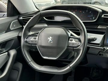 Car image 33