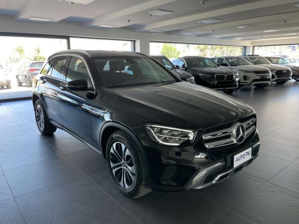 Mercedes-Benz GLC 300 d 4Matic 180 kW image number 2