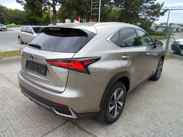 Lexus NX 300 114 kW image number 3