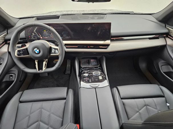 BMW 520d xDrive 145 kW image number 14