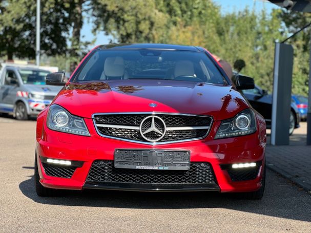 Mercedes-Benz C 63 AMG C Coupe 358 kW image number 13