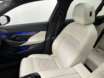 Car image 45