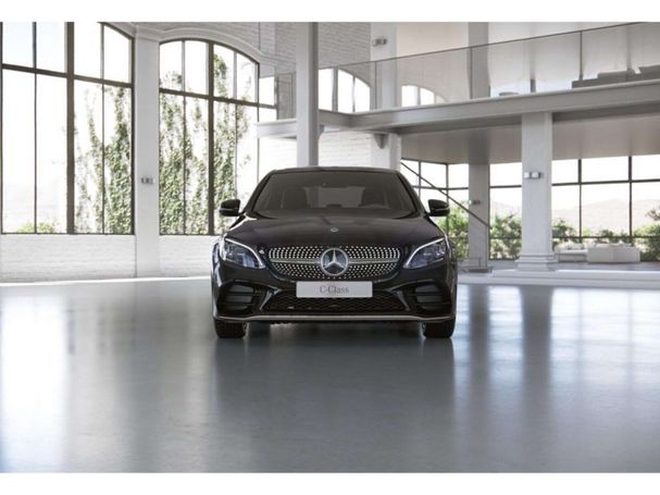 Mercedes-Benz C 300 e AMG 235 kW image number 3