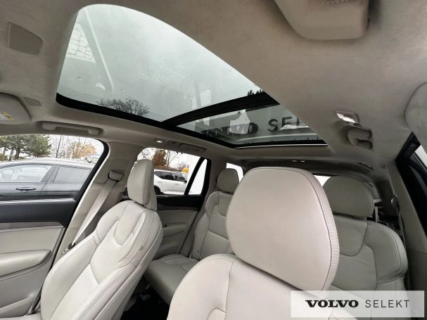 Volvo XC90 AWD 173 kW image number 23