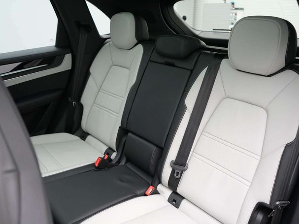 Porsche Cayenne S E-Hybrid 382 kW image number 26