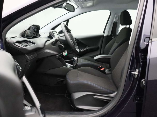 Peugeot 208 PureTech Signature 60 kW image number 11