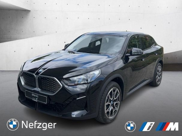 BMW iX2 eDrive20 150 kW image number 1