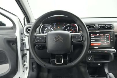 Car image 31