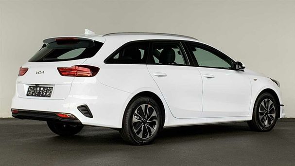 Kia Ceed Sportswagon 1.5 T-GDI 103 kW image number 2