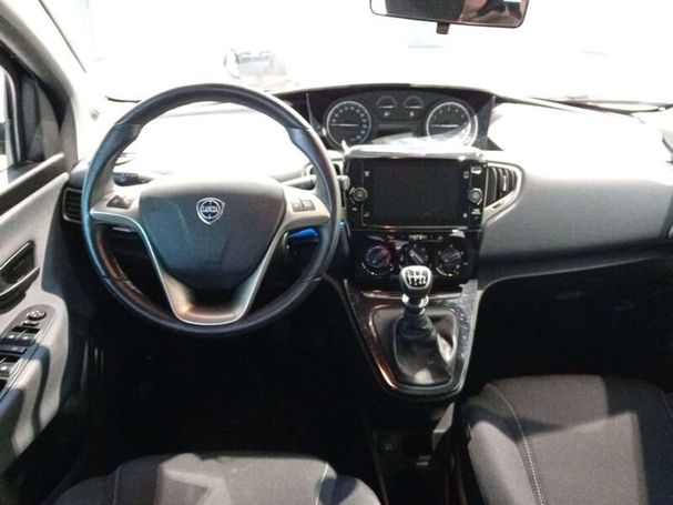 Lancia Ypsilon 51 kW image number 12