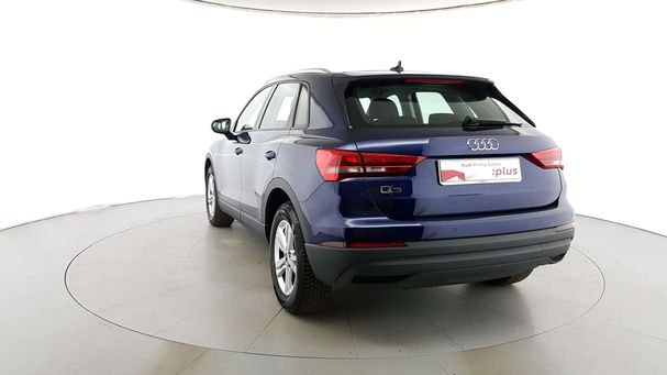 Audi Q3 35 TDI S tronic Business 110 kW image number 4