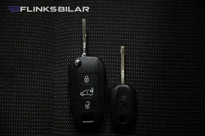 Car image 33