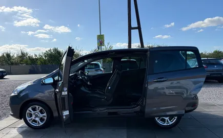 Car image 35