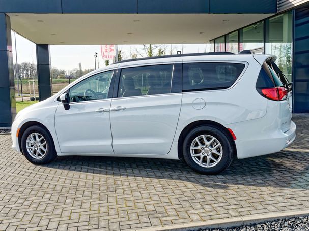 Chrysler Pacifica 214 kW image number 4