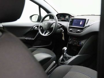 Car image 37