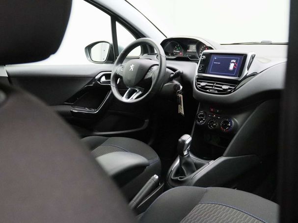 Peugeot 208 PureTech Signature 60 kW image number 37