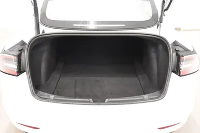 Car image 29